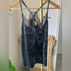 Crushed Velvet-like Tank with Lace Trim, blue-grey, small